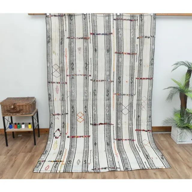 1970s Vintage Turkish Handmade Wool Cotton Beige Kilim Rug 174x265