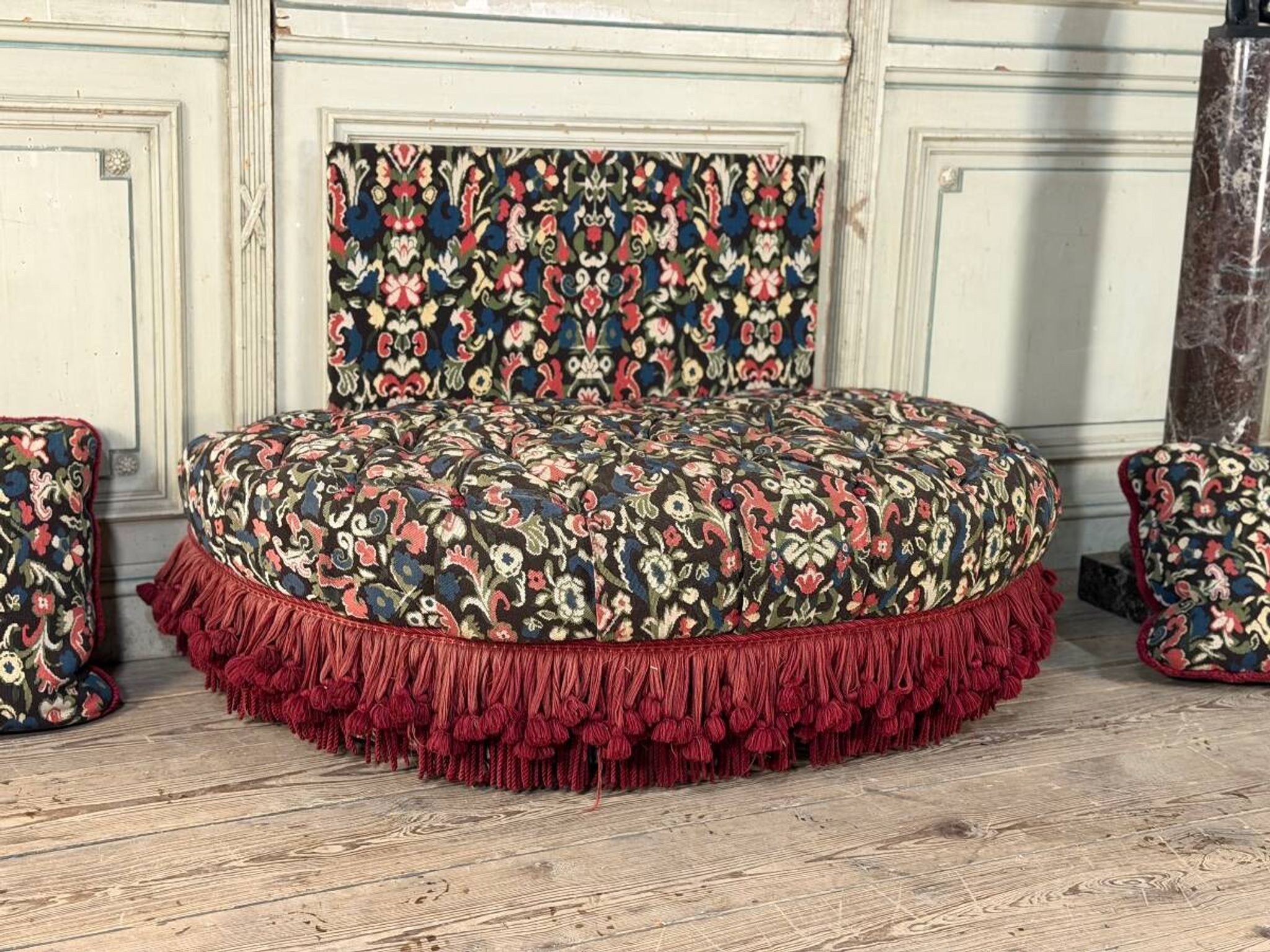 Occasional chair, trimmings and small stitches by Jacques Garcia