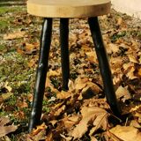 Tripod stool