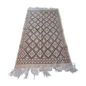 Tapis kilim marocain  beige, tapis berbère en laine fait à la main