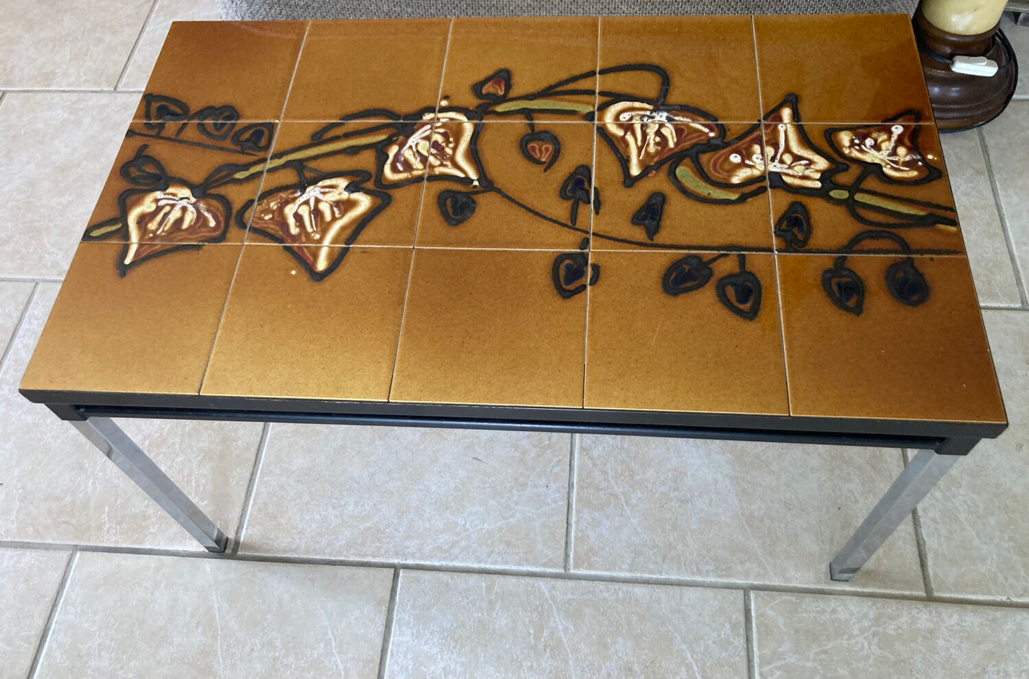 Vintage ceramic coffee table ivy pattern