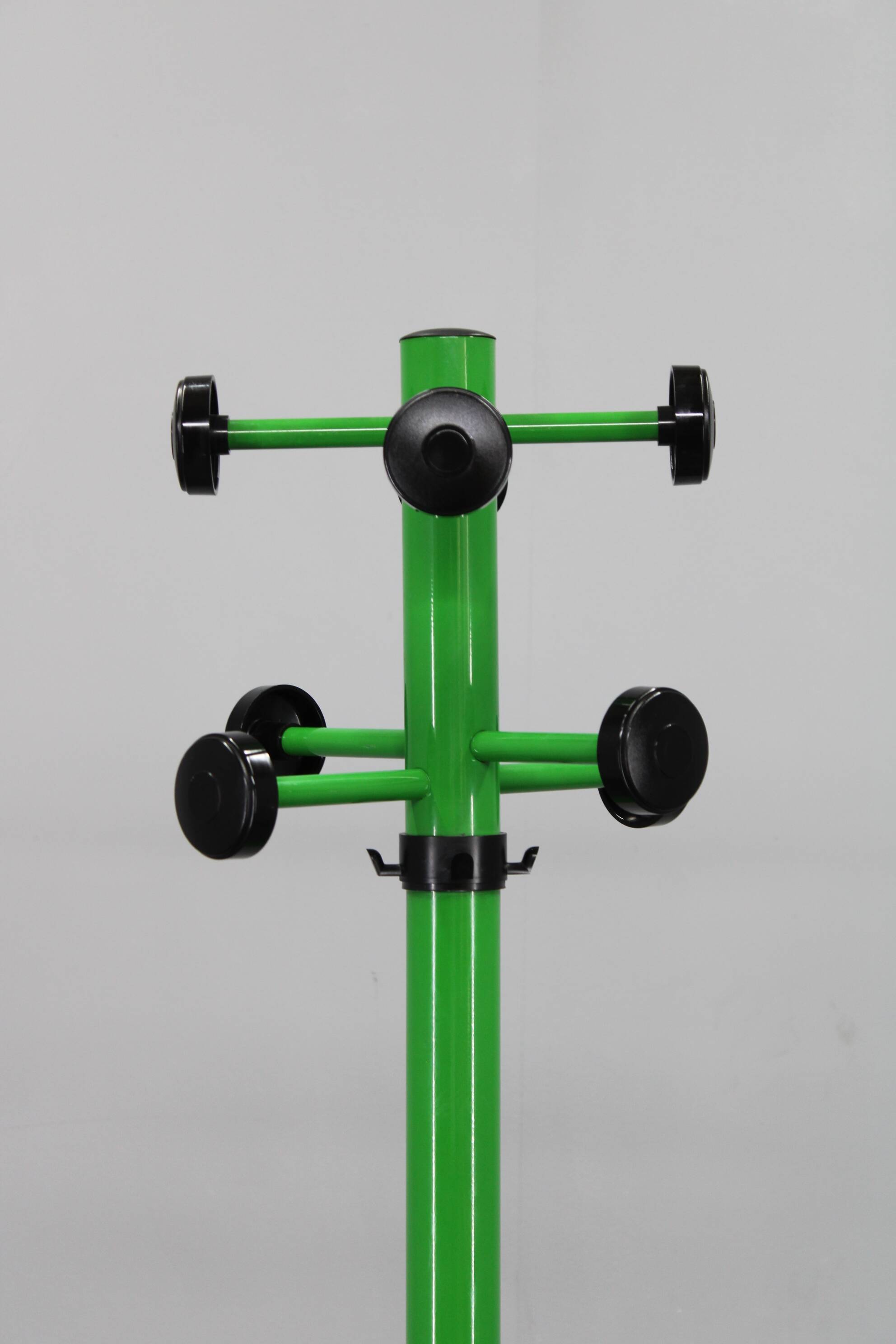 Porte-manteau italien en métal laqué des années 1970 avec porte-parapluie