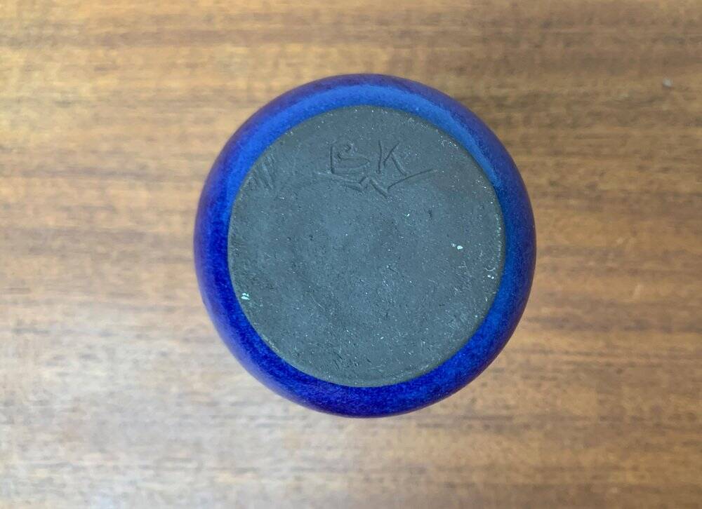 Minimalist mid-century pottery vase by BKW Böttger Keramik Wandsbek, Hamburg, Germany, 1960s.