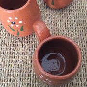 Series of 5 coffee cups