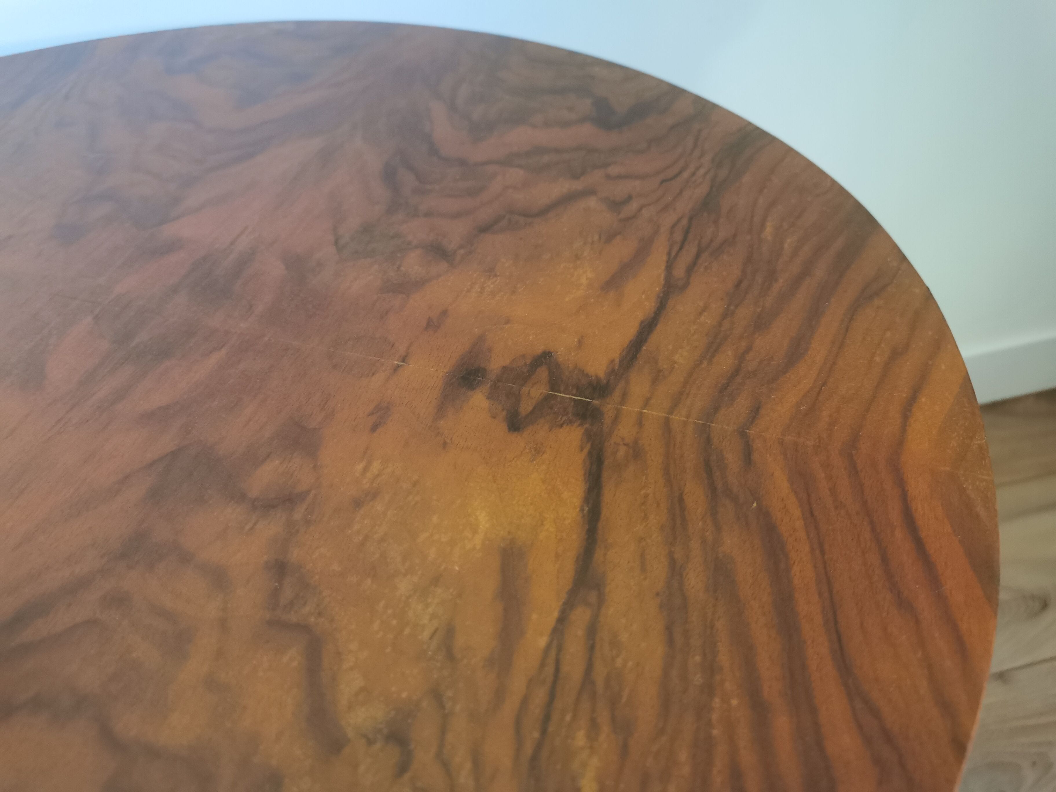 Table tripode vintage en bois des années 60