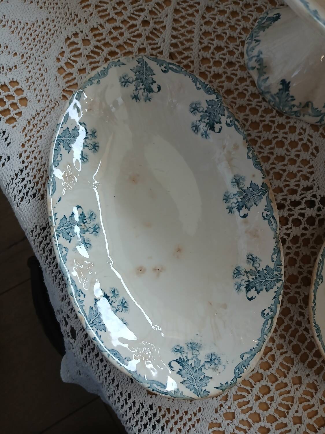 Longwy iron earth dinnerware set