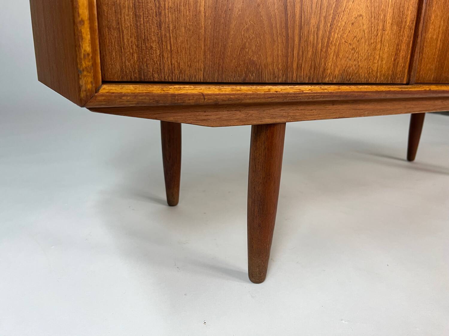 Buffet en teck Axel Christensen ACO design danois vintage des années 60