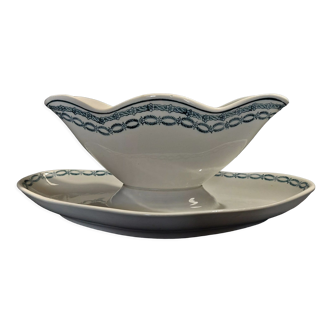 Faience sauce boat from Saint Amand