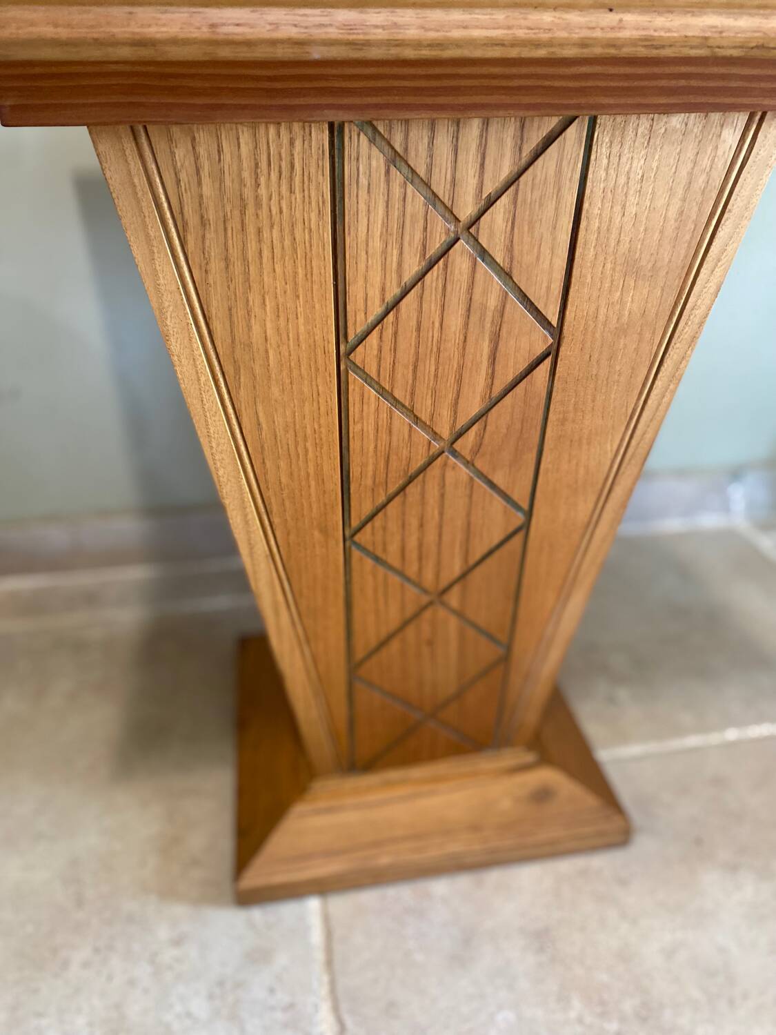 Occasional table, Art Deco pedestal table