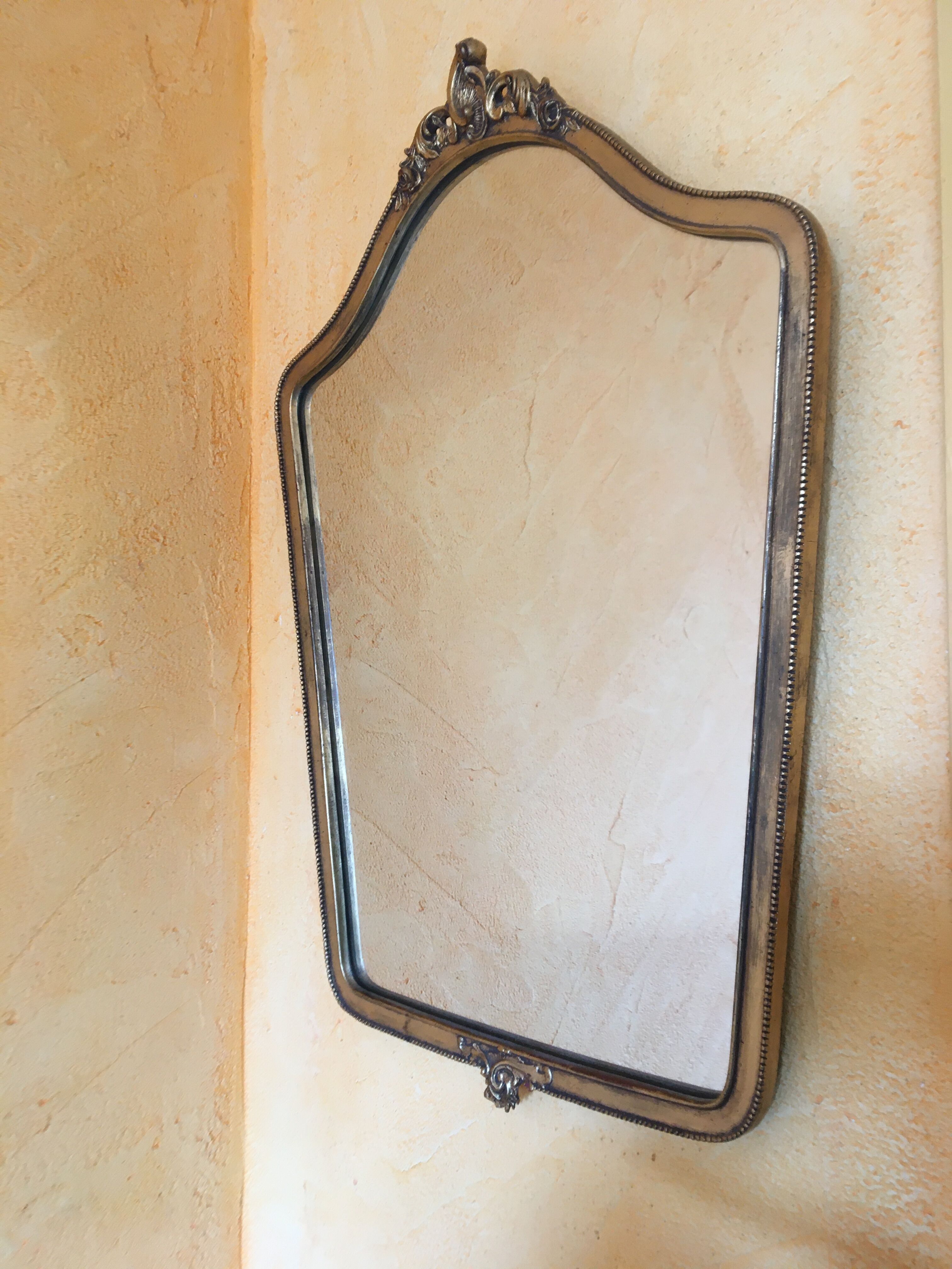 Golden baroque mirror h 68/45l