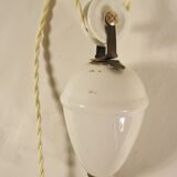 Suspension "rise and fall" in opaline