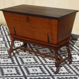 Dough table on wheels