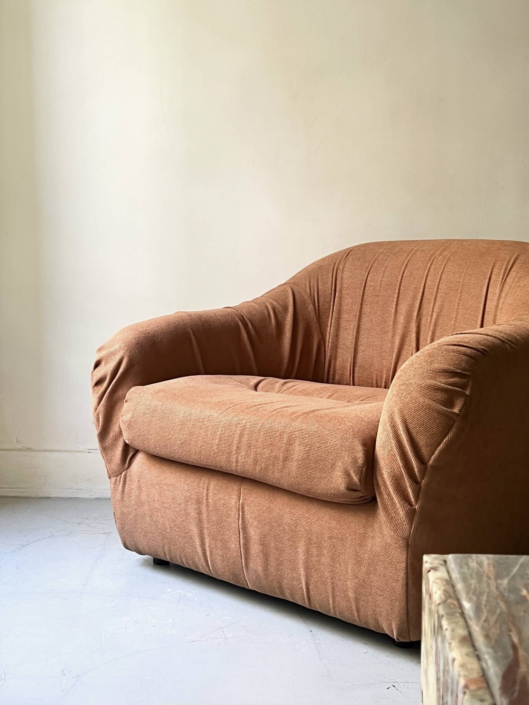 Velvet armchair in peach-orange, Steiner Paris France 1970