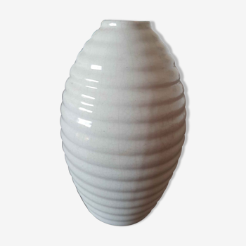 Cracked white vase 1920/1930