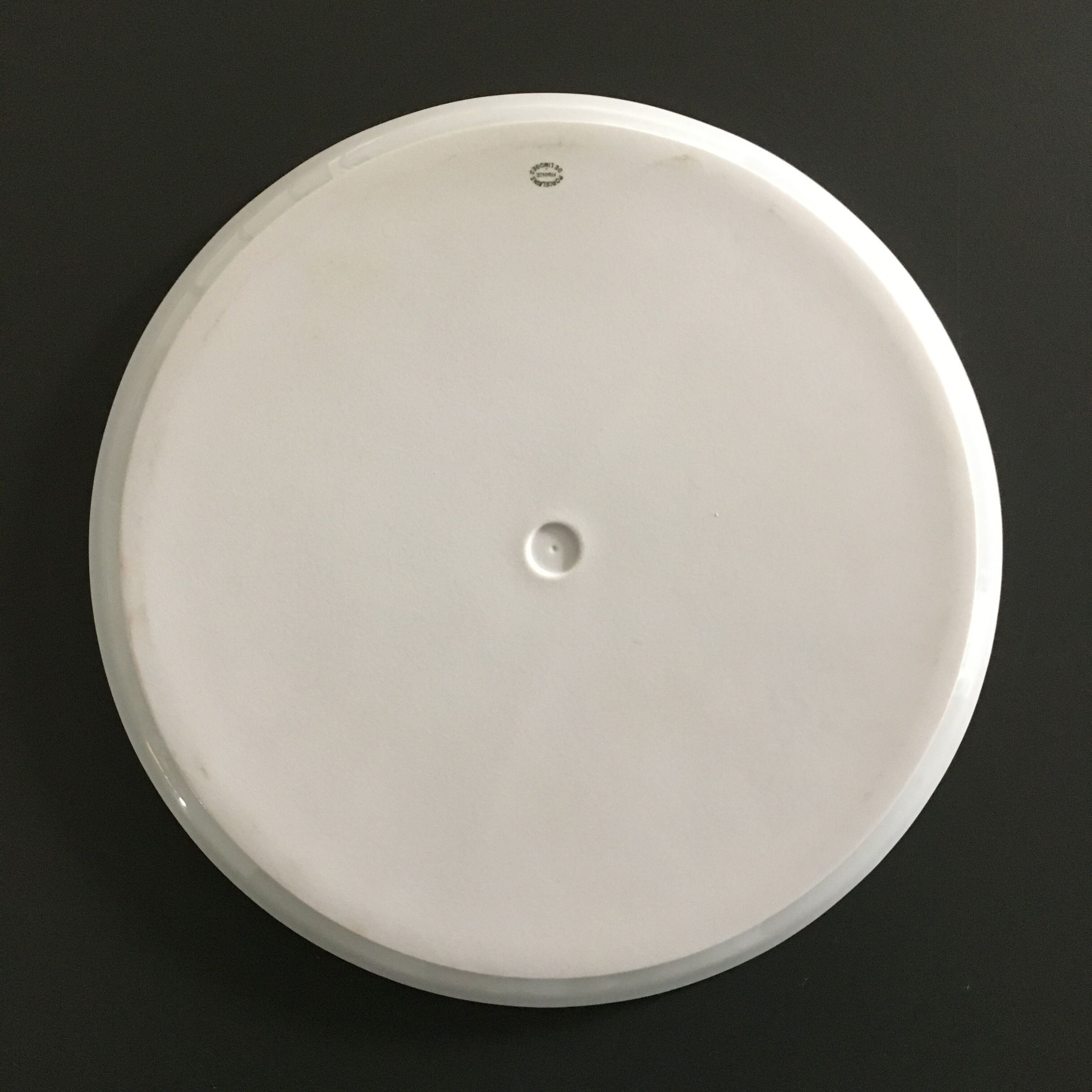 Plat décor oxydé