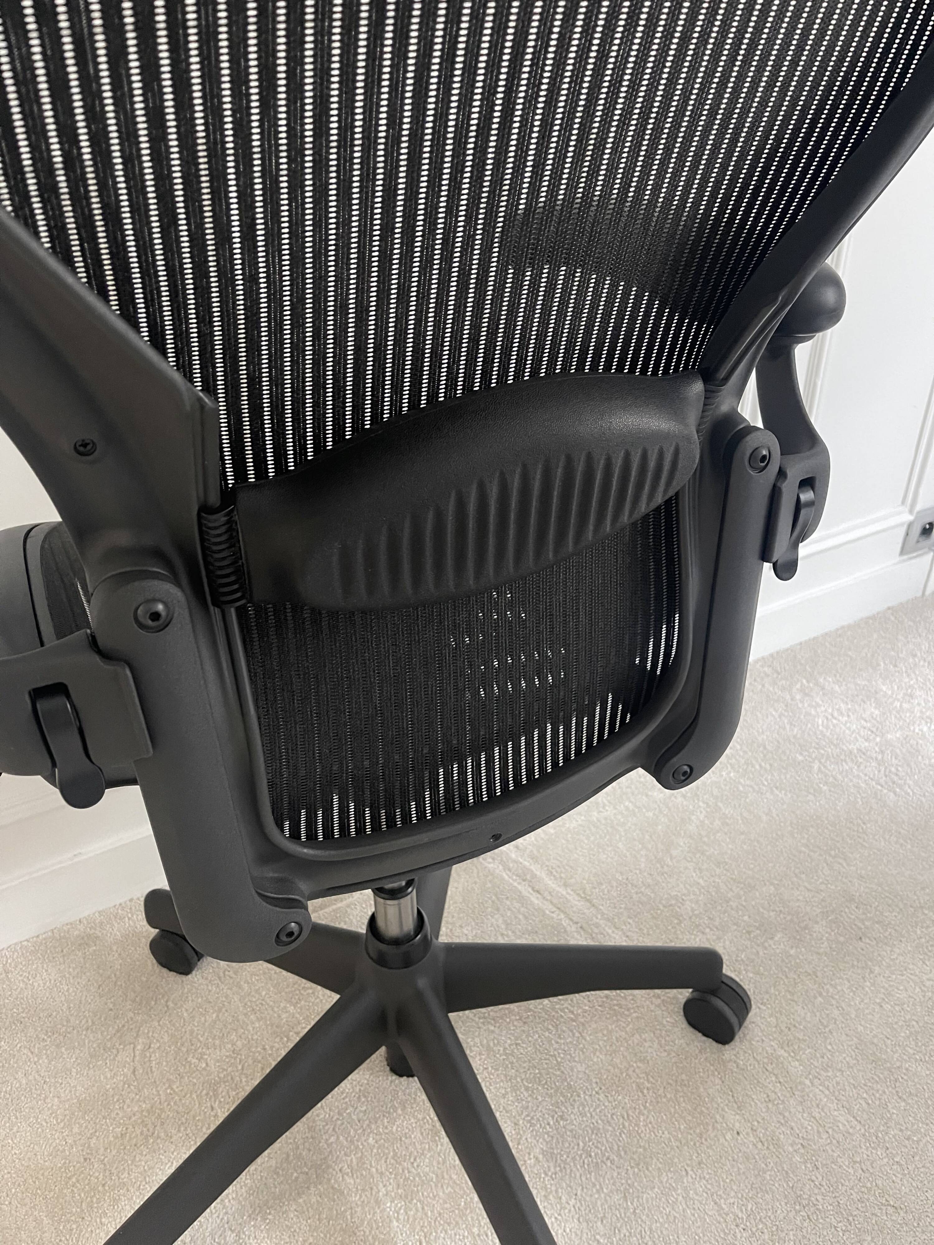HERMAN MILLER Aeron Office Chair