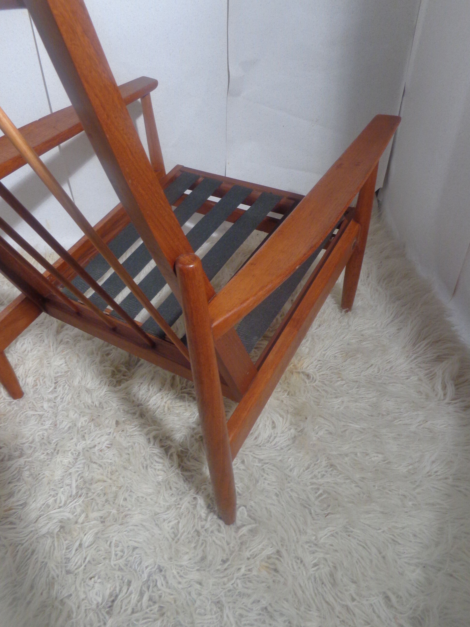 Pair of scandinavian armchairs of the years 60