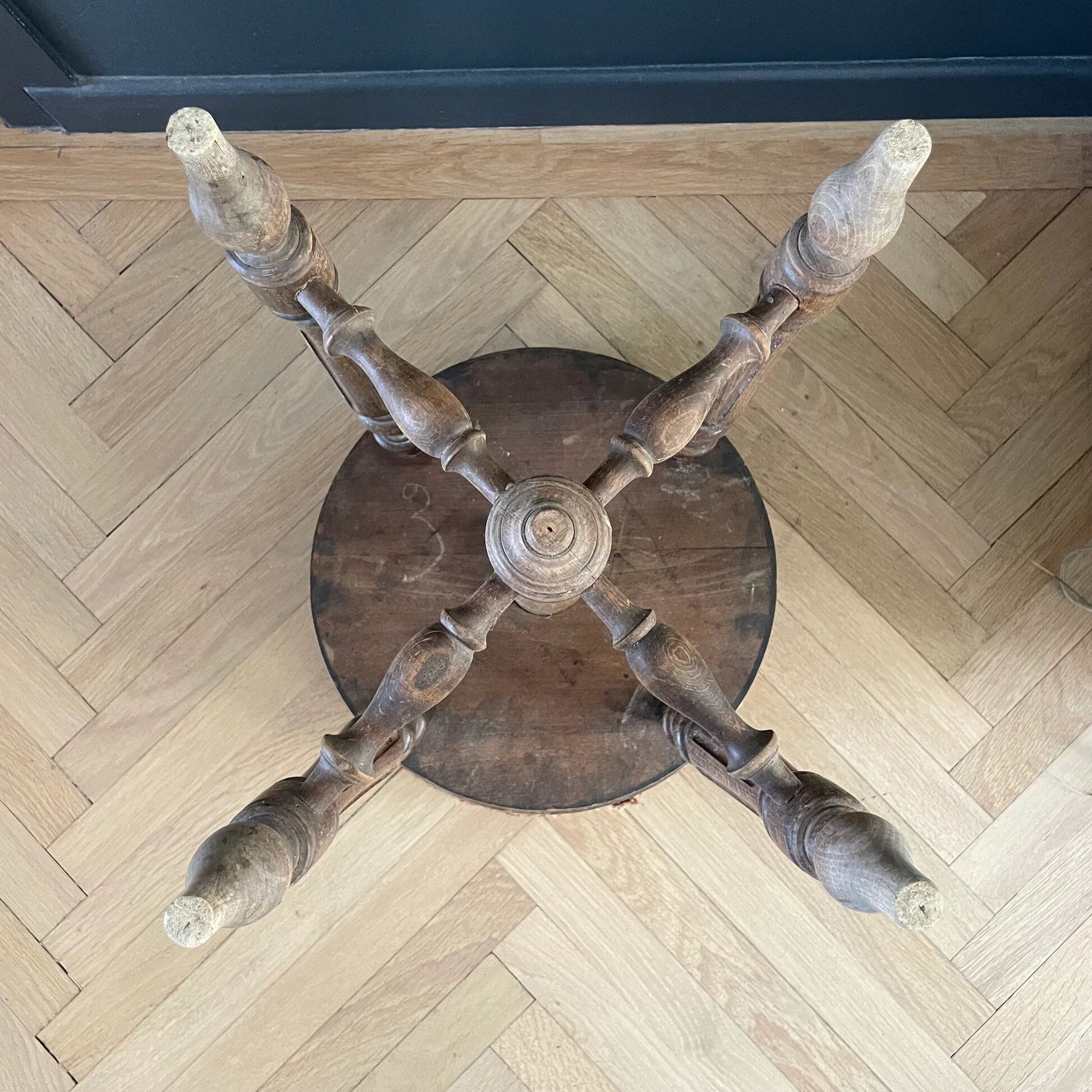 Antique turned wooden piano stool