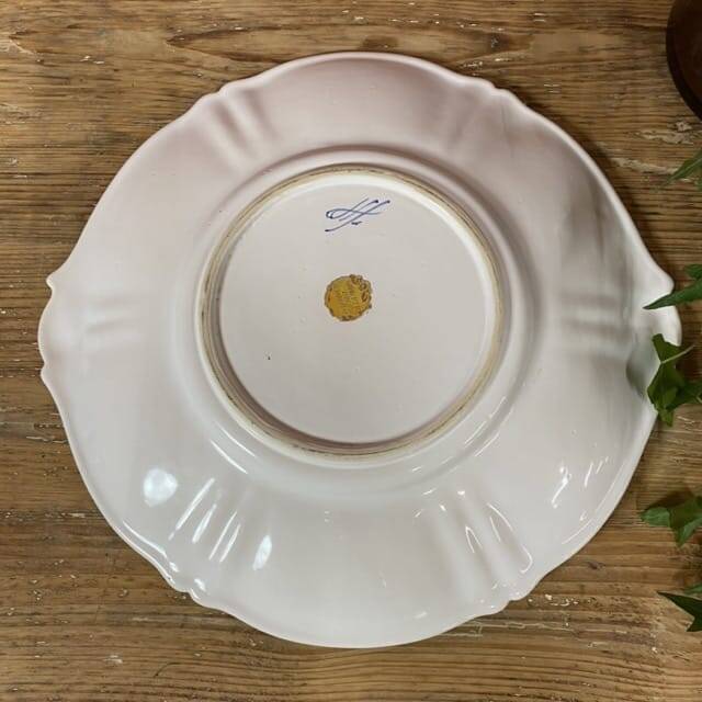 Soup tureen and its presentation dish with blue Moustiers decor
