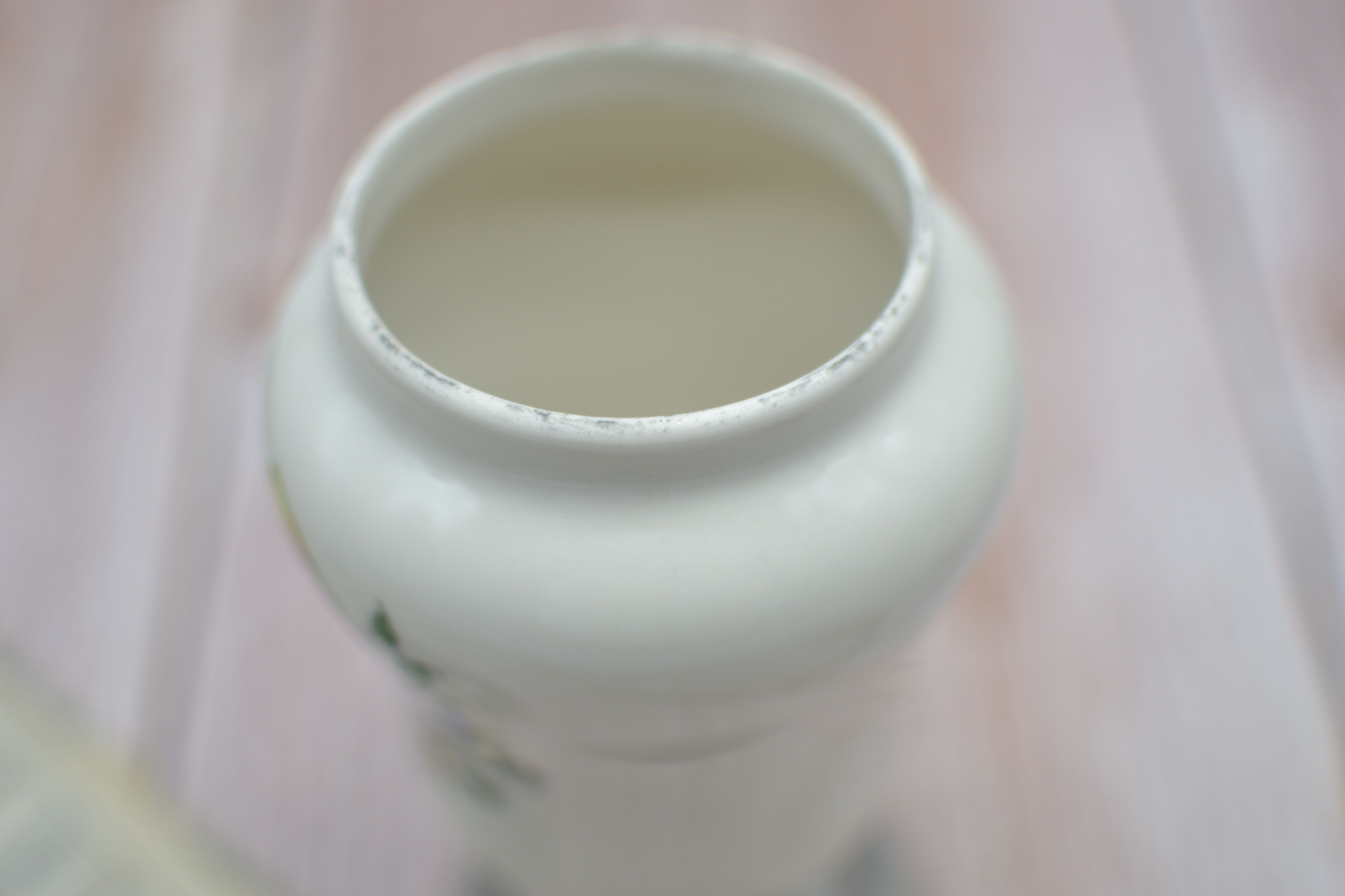 Old carica pharmacy apothecary pot with lid and tin foot