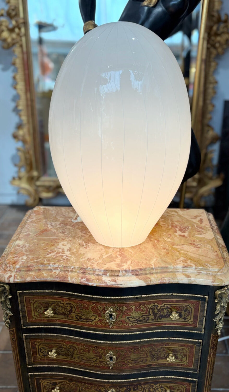 Superbe lampe à poser en verre de Murano.  Design Lino Tagliapietra po