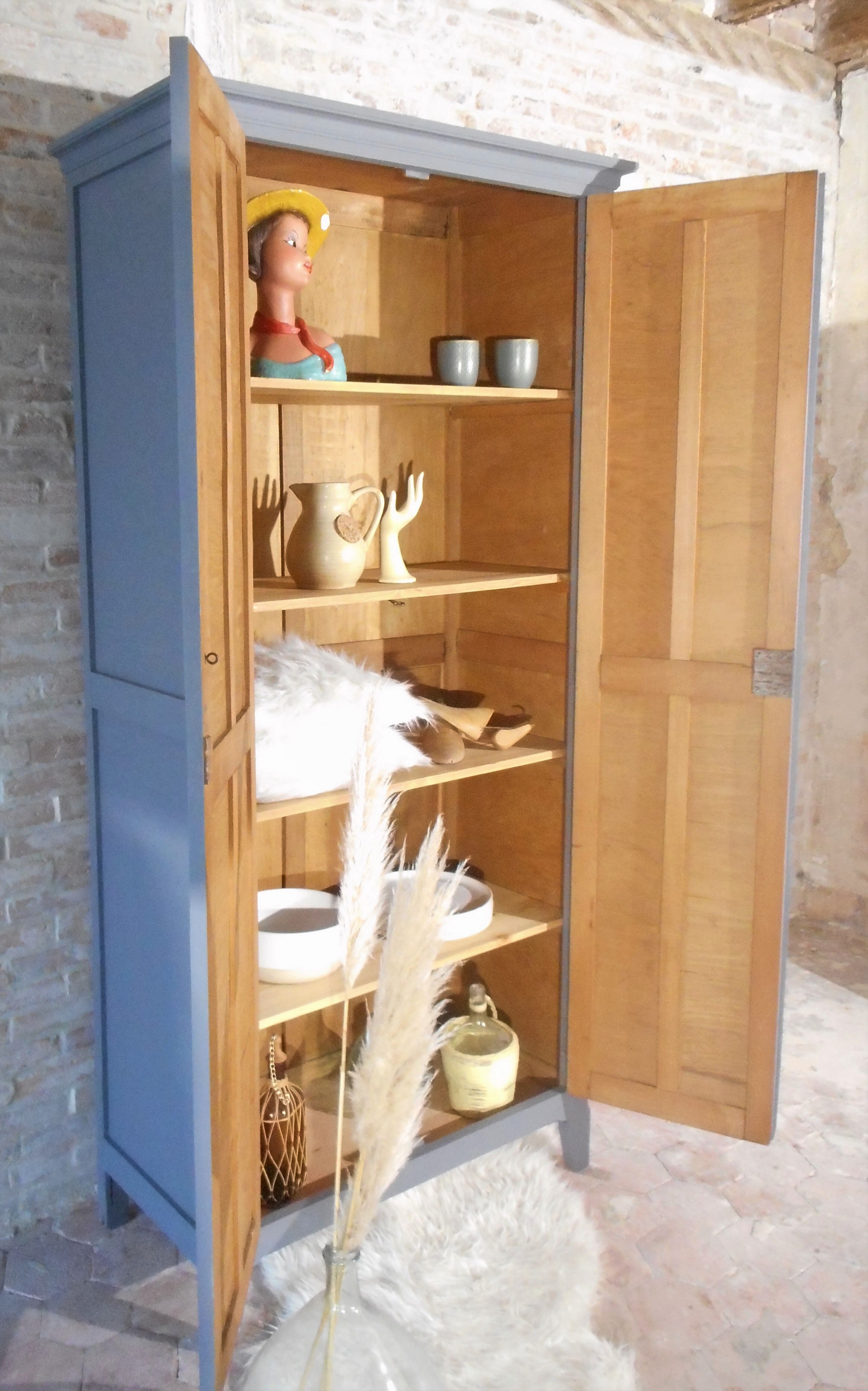 Armoire parisienne