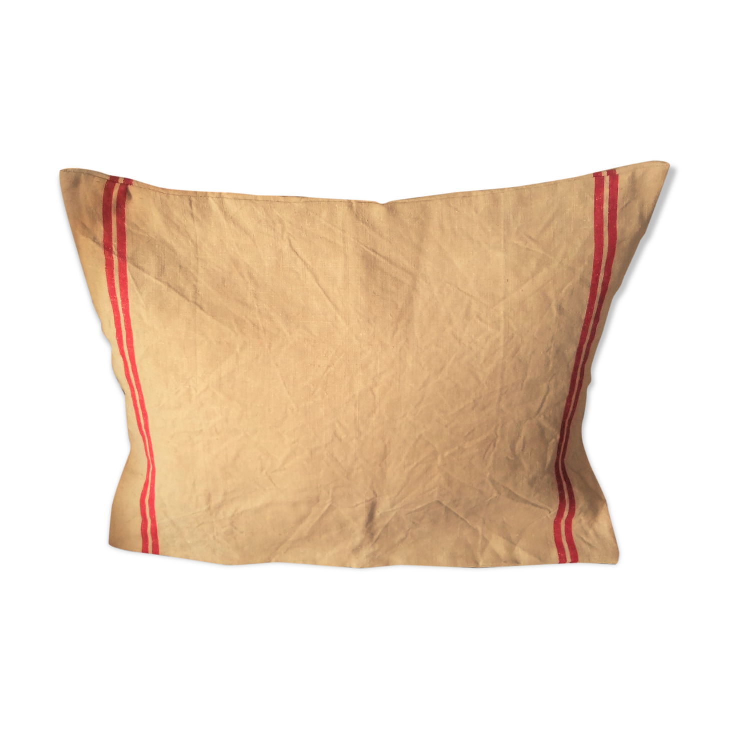 Old cushion red bands
