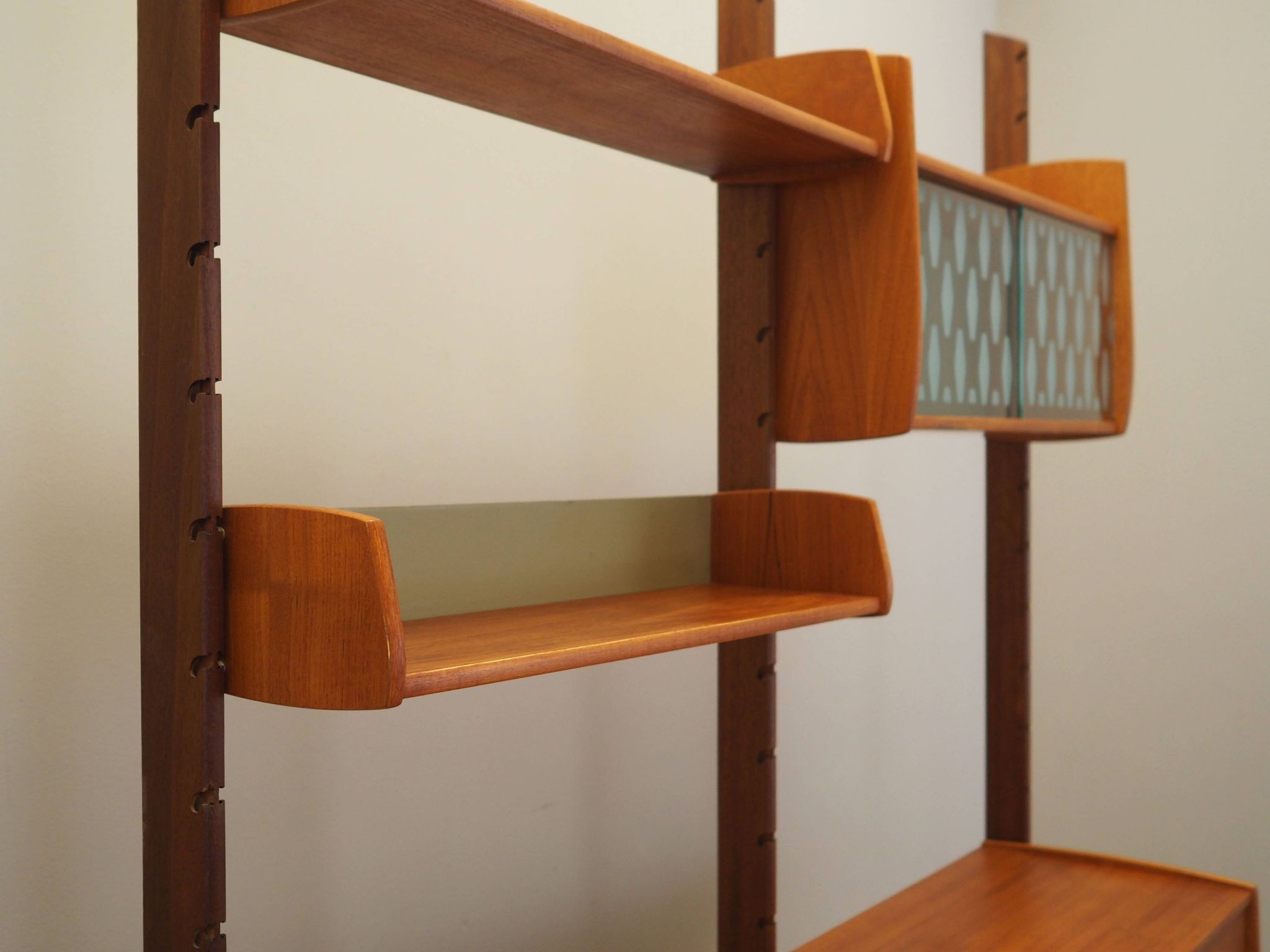 Teak bookshelf, Norwegian design, 1960s, produced by Blindheim Mobelf.