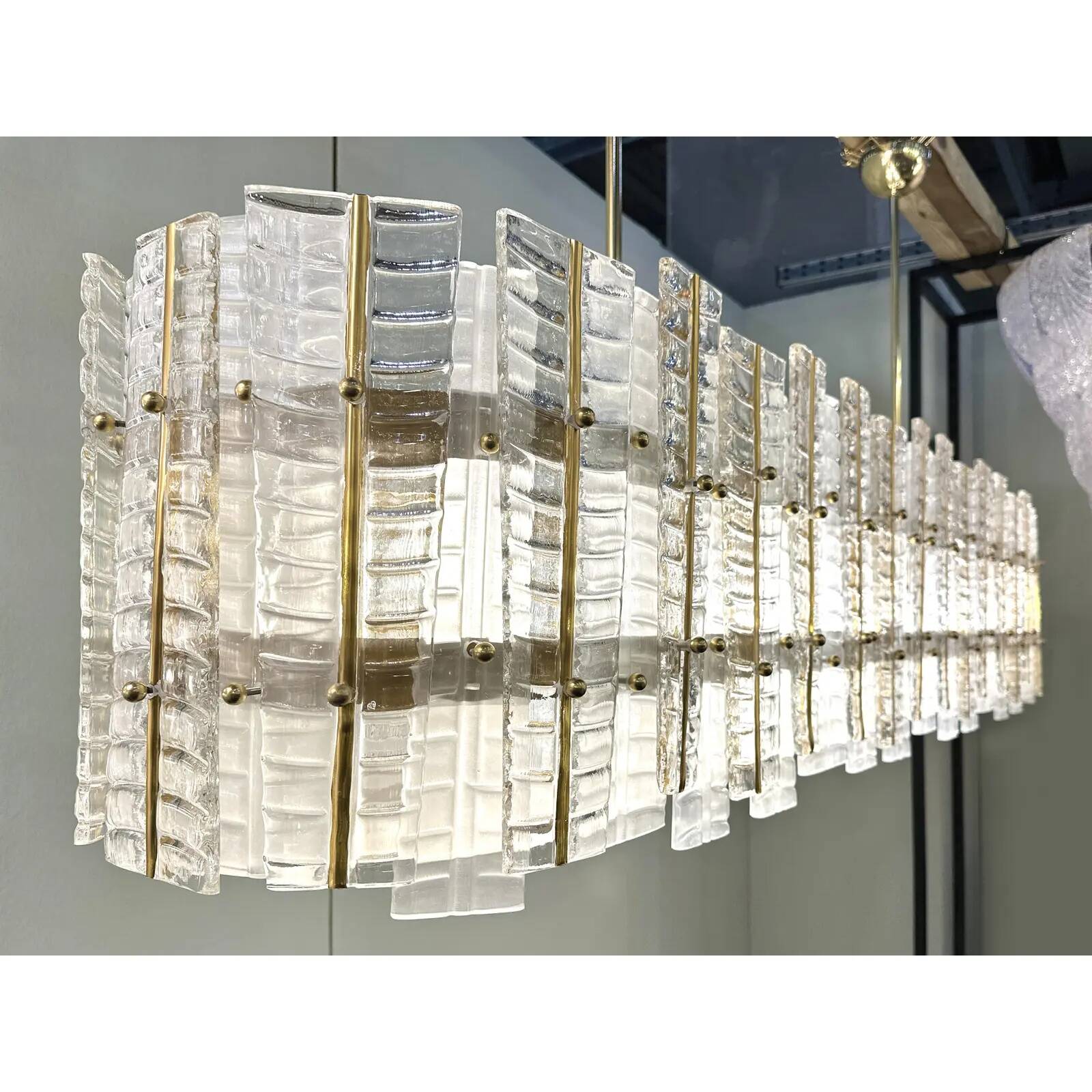 Chandelier en verre de Murano doré tropical moderne italien de luxe par Simoeng