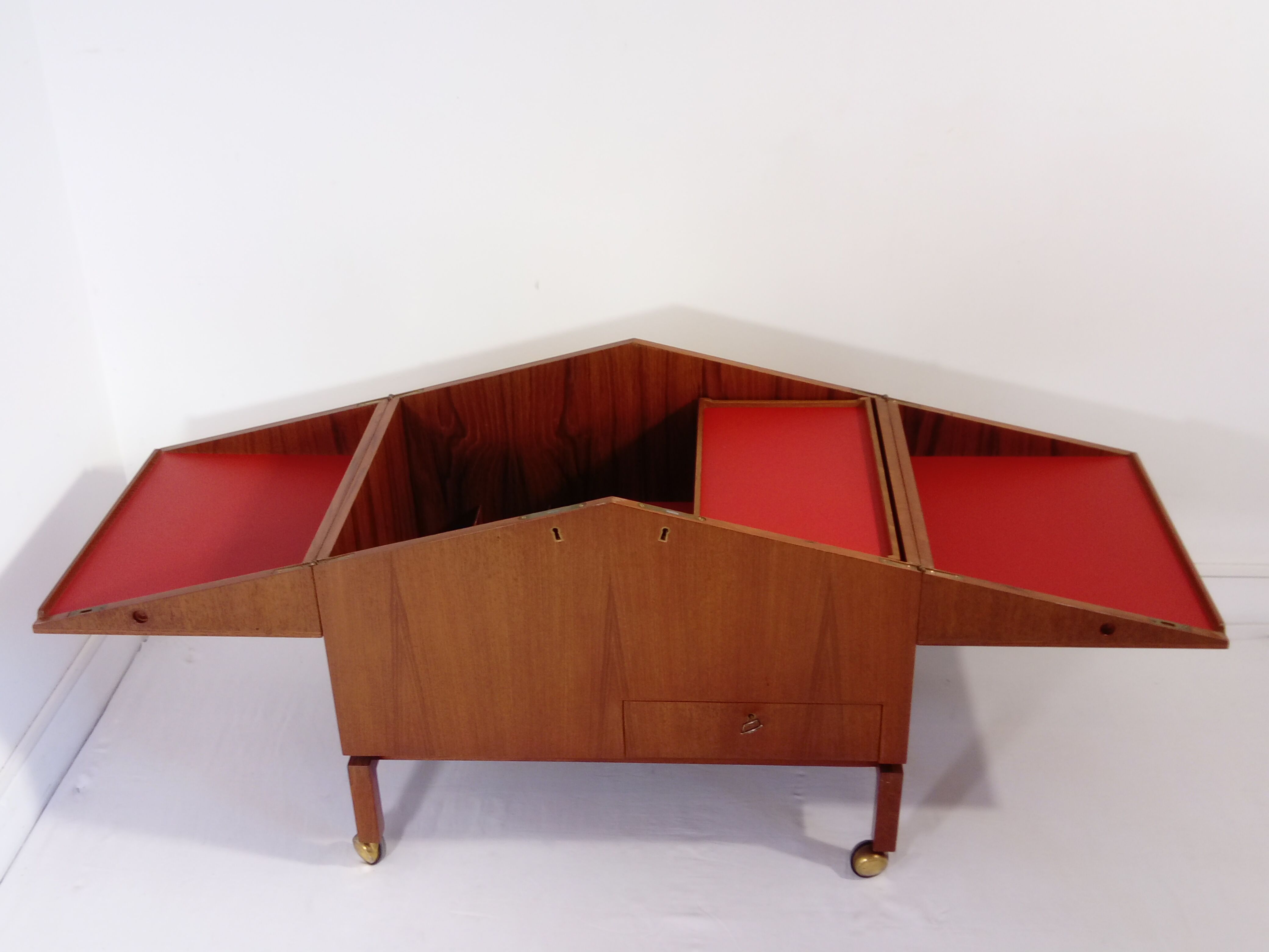 Bar on wheels teak and Rosewood - Denmark 1964