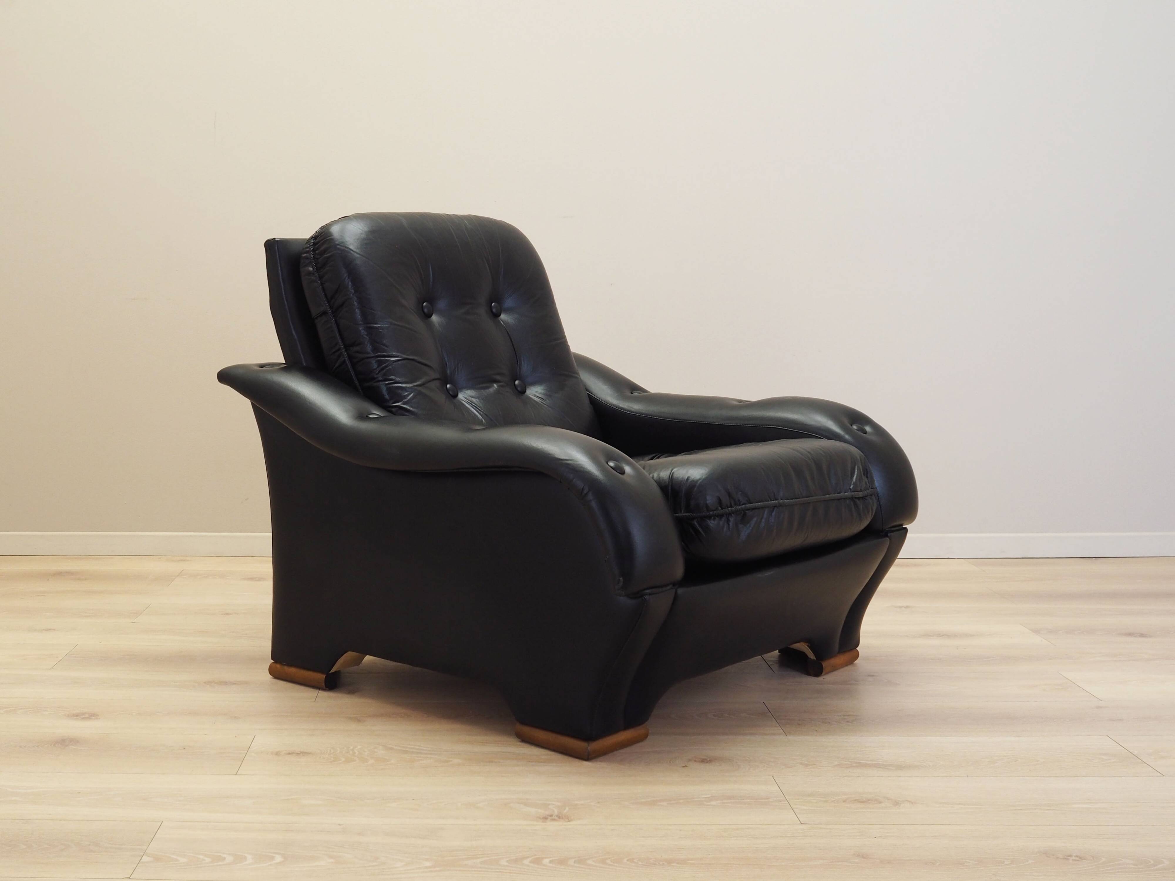 Black armchair, Italian design, 1980s, production: Italy