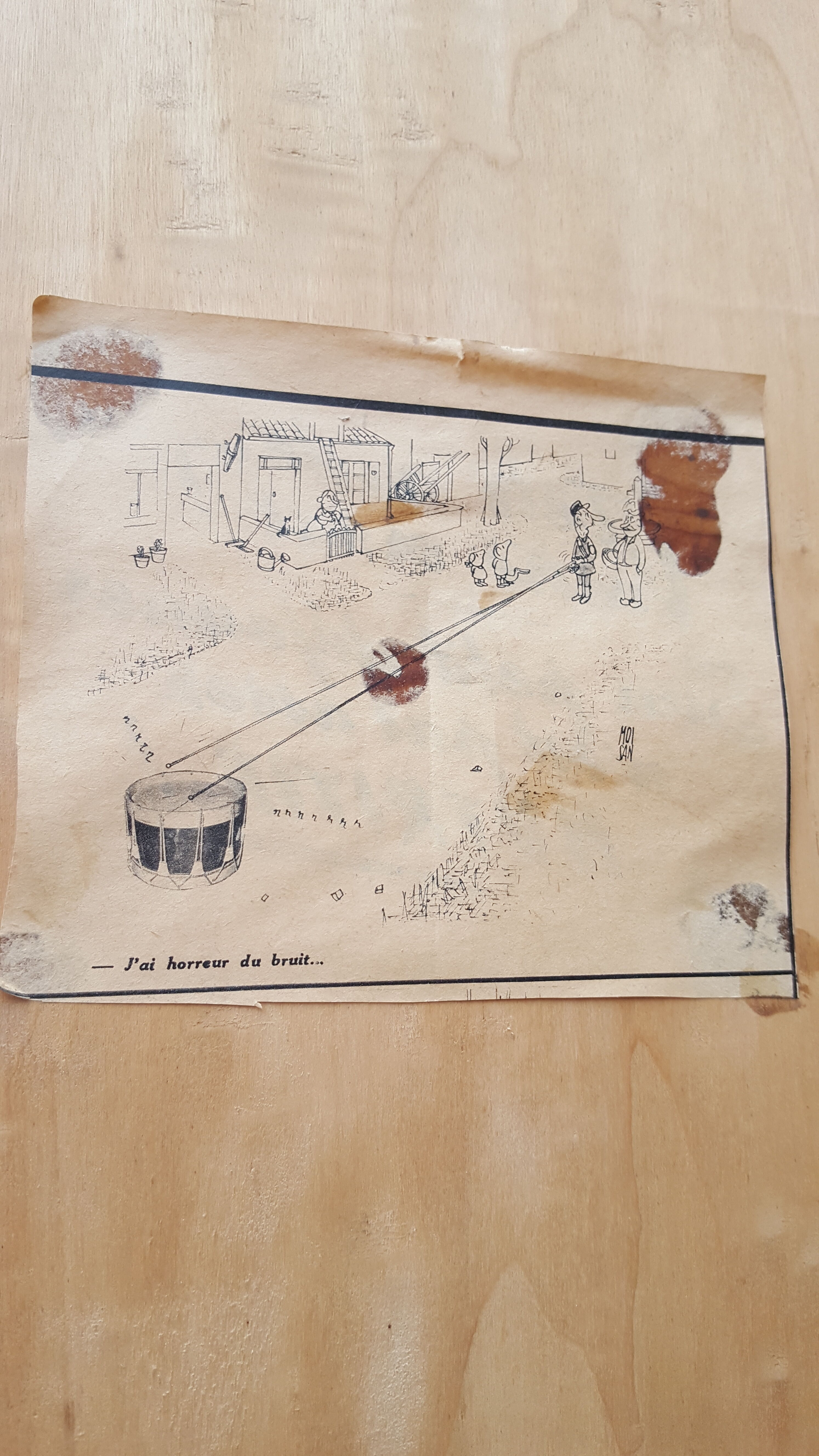 Cabinet typical of paris blue grey