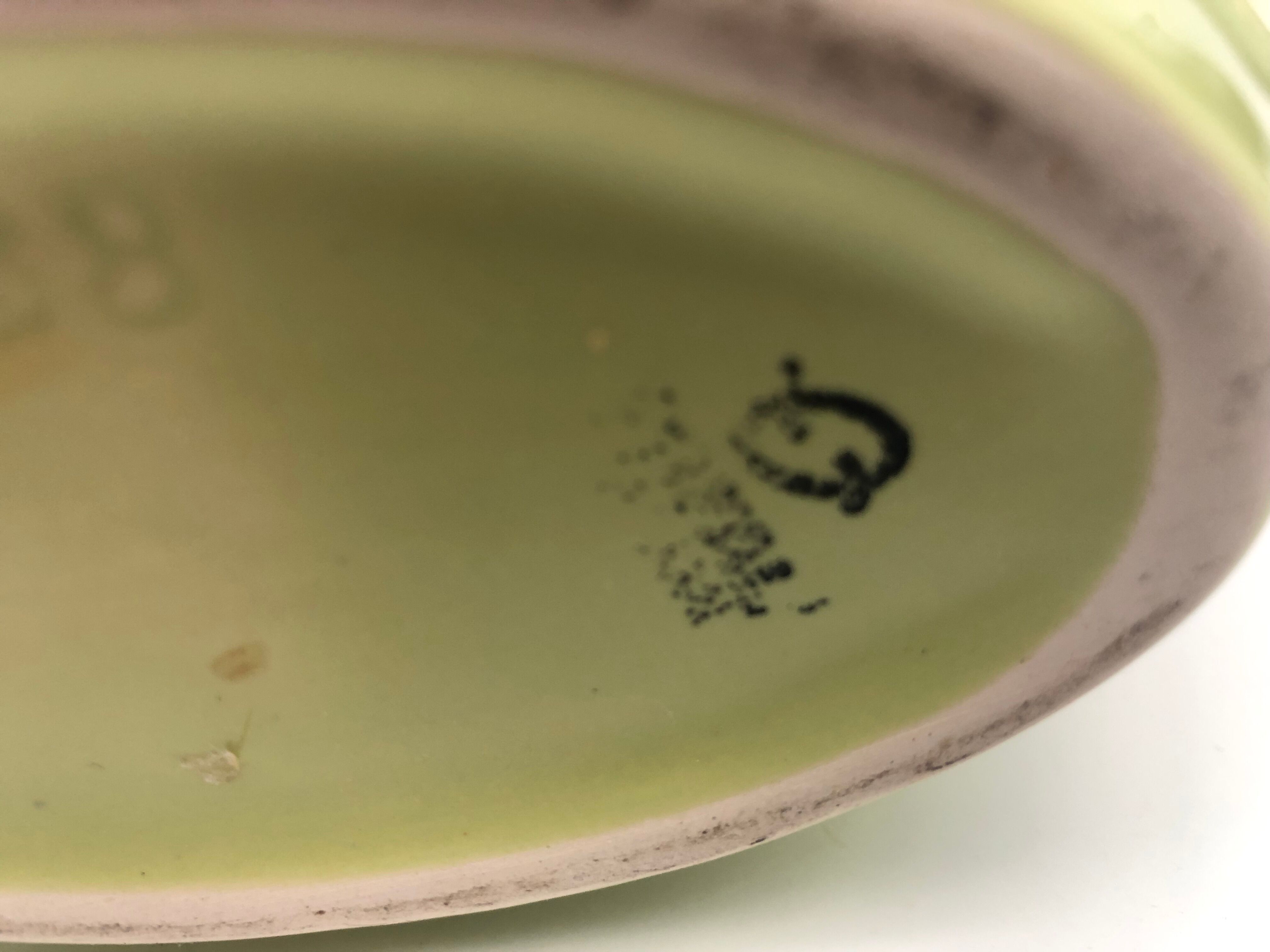 Ceramic vase with relief pattern