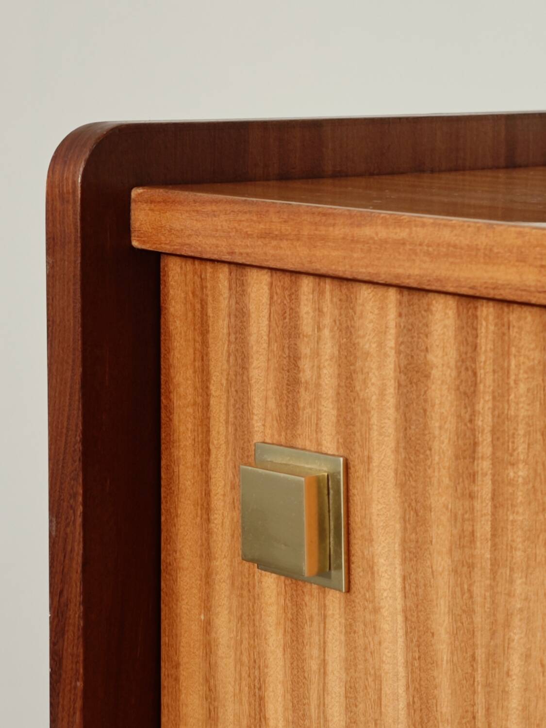 East German sideboard/glass cabinet from the 1960s