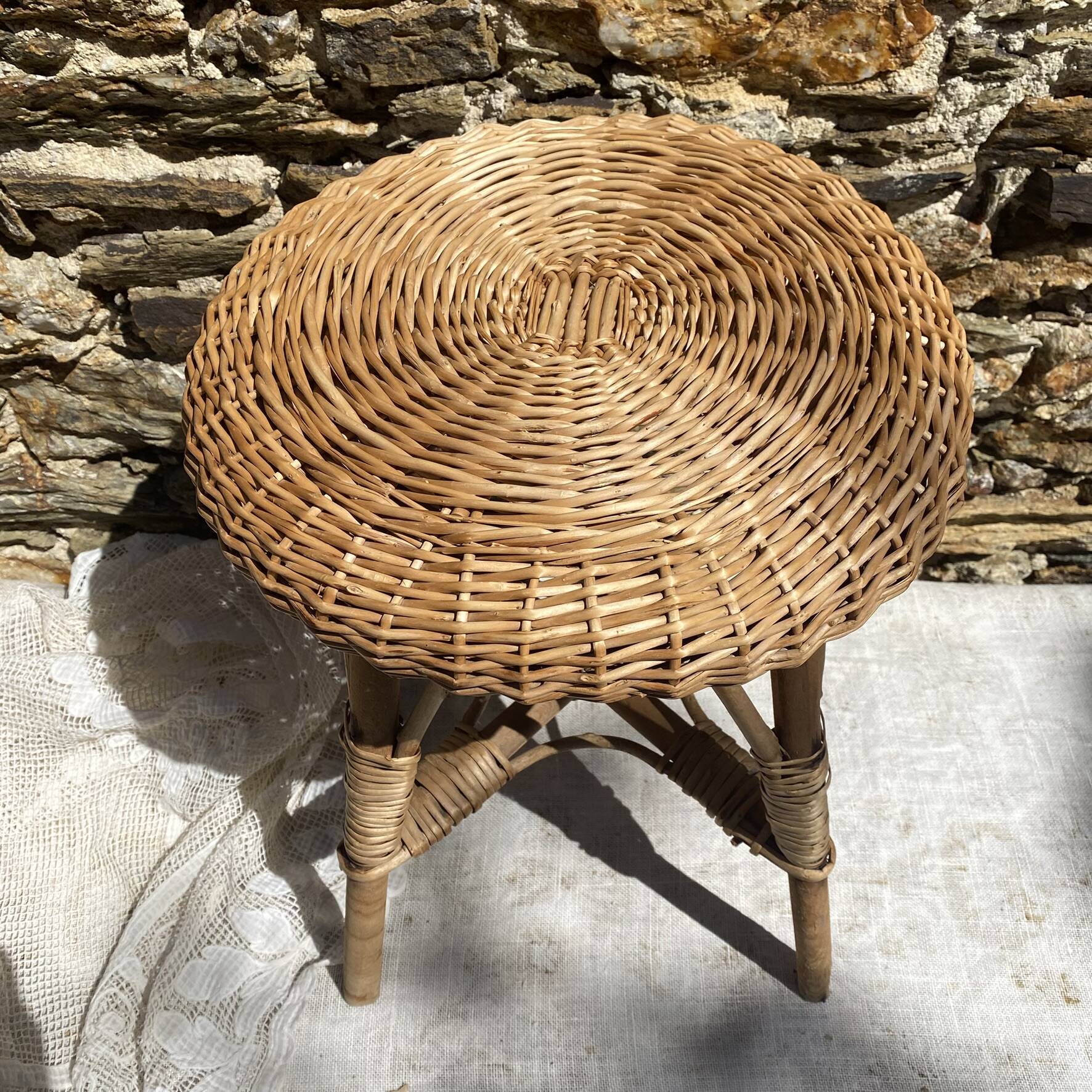 Tabouret en rotin et bois,   années 60