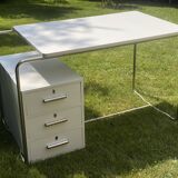 Bauhaus renovated desk