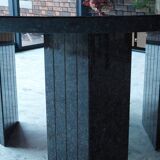 Round table in polished granite 10 seats
