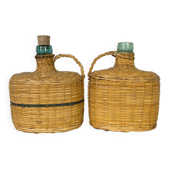 Lot 2 bouteilles vintage