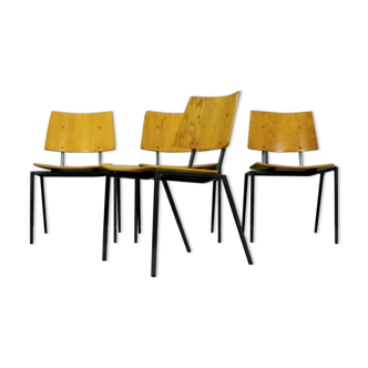 Lot of 4 oak chairs, 1974