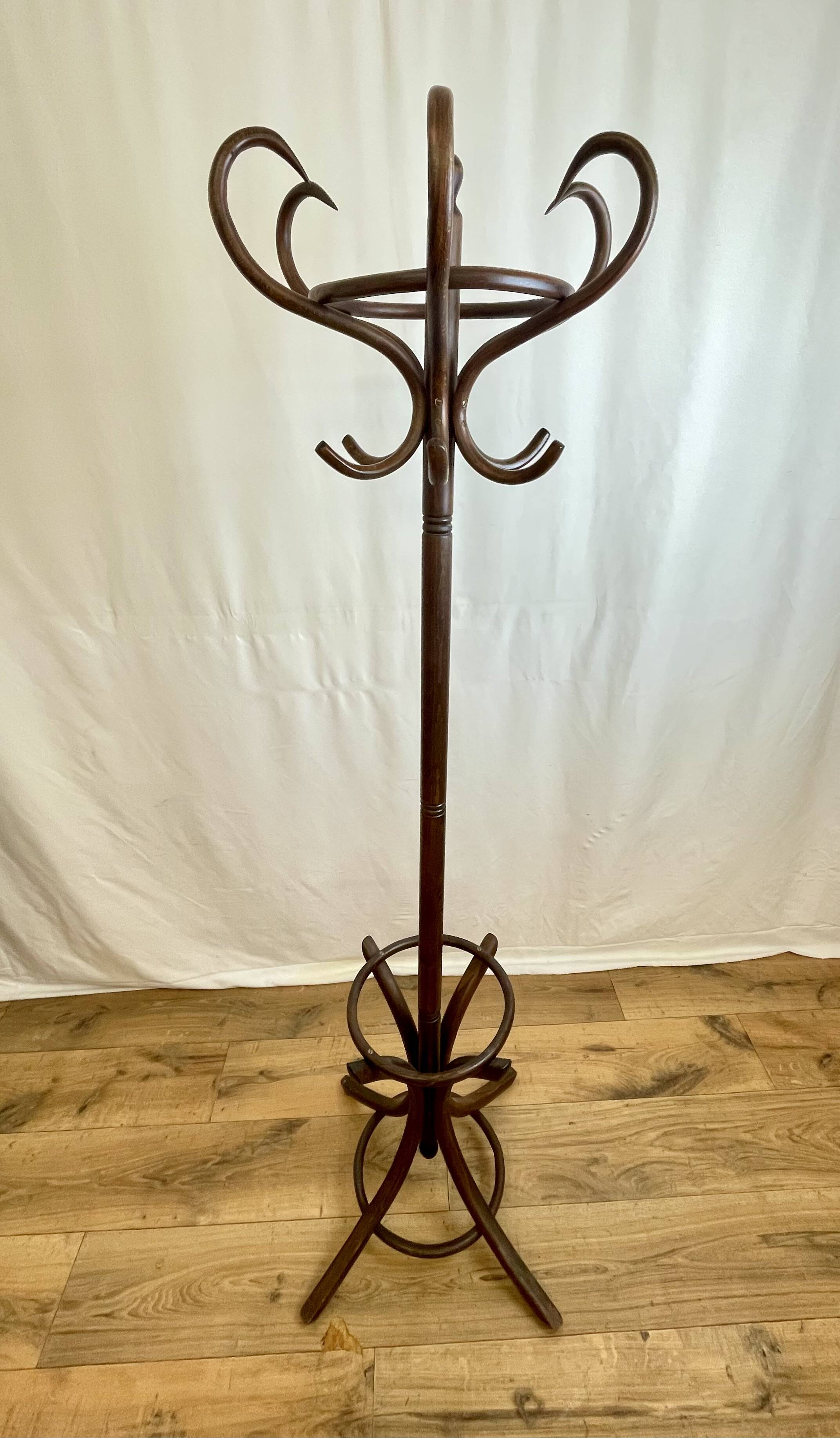 Parrot coat rack