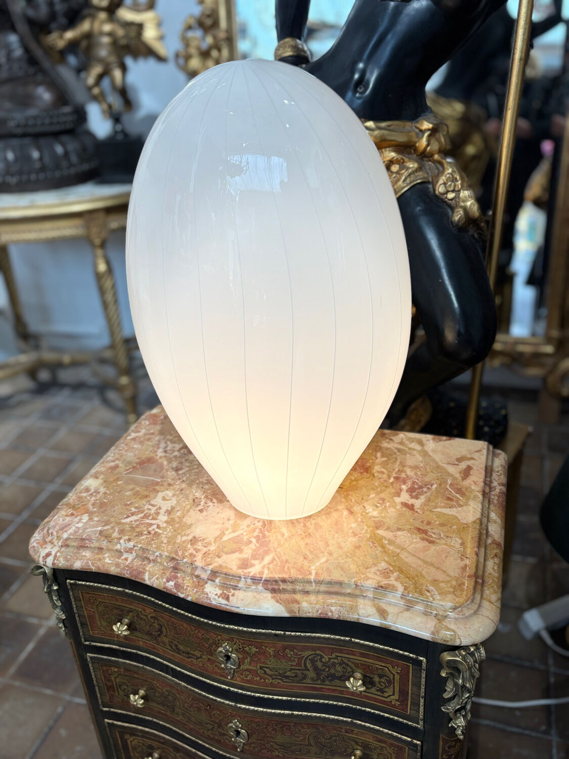 Superbe lampe à poser en verre de Murano.  Design Lino Tagliapietra po