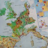 Old big map Hatier: The European community. 154 x 115 cm.