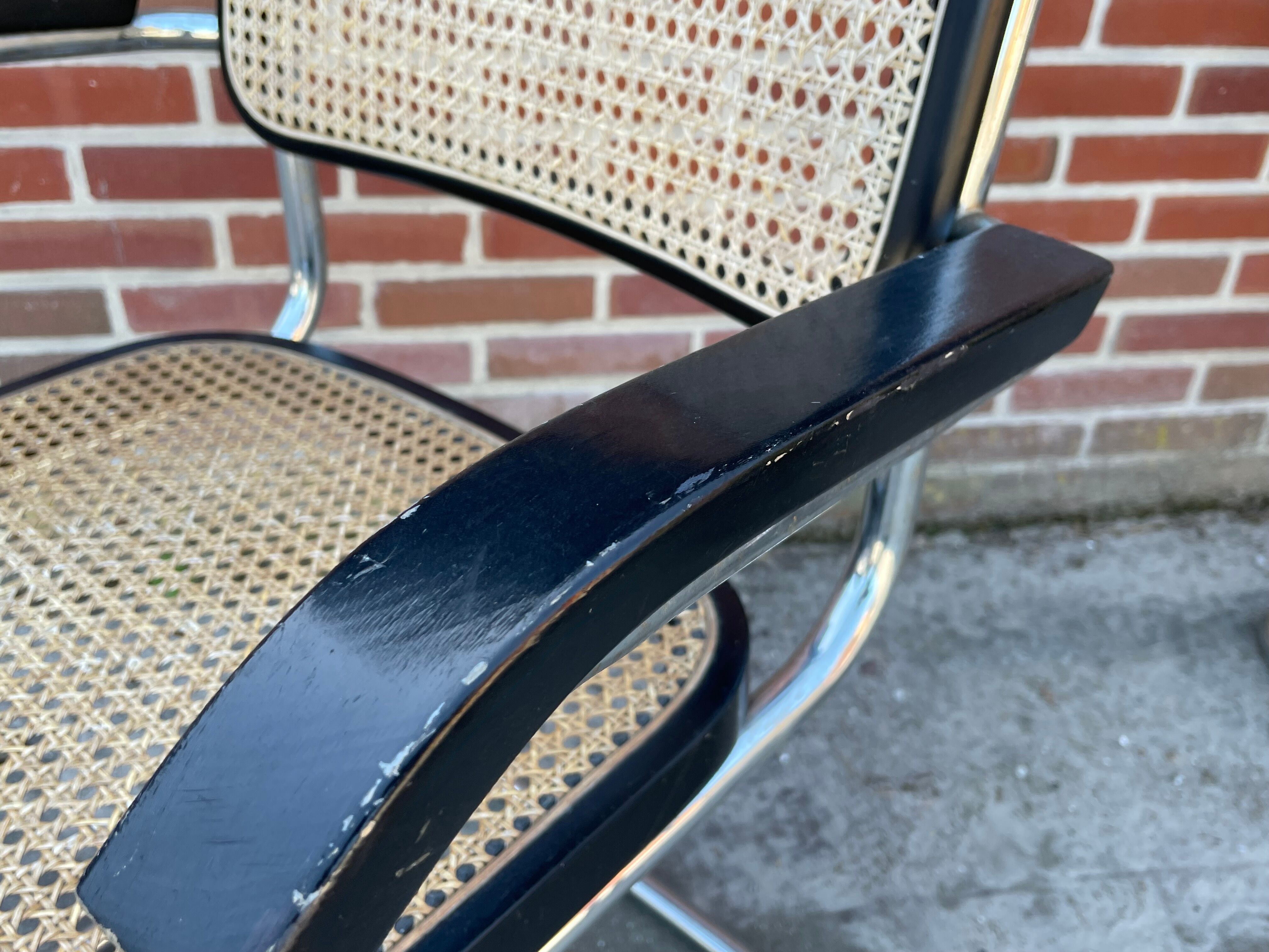 Set of 4 chairs model B64 Cesca with armrests in Black and Chrome