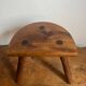Tabouret tripode en bois