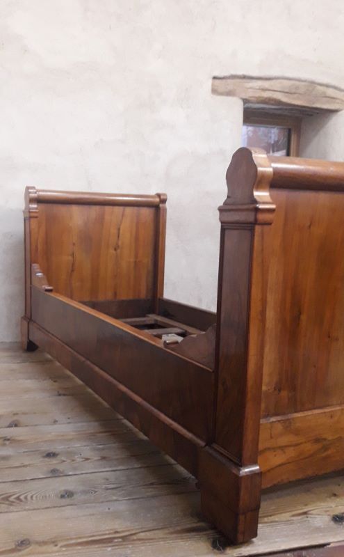 Louis philippe bed in walnut