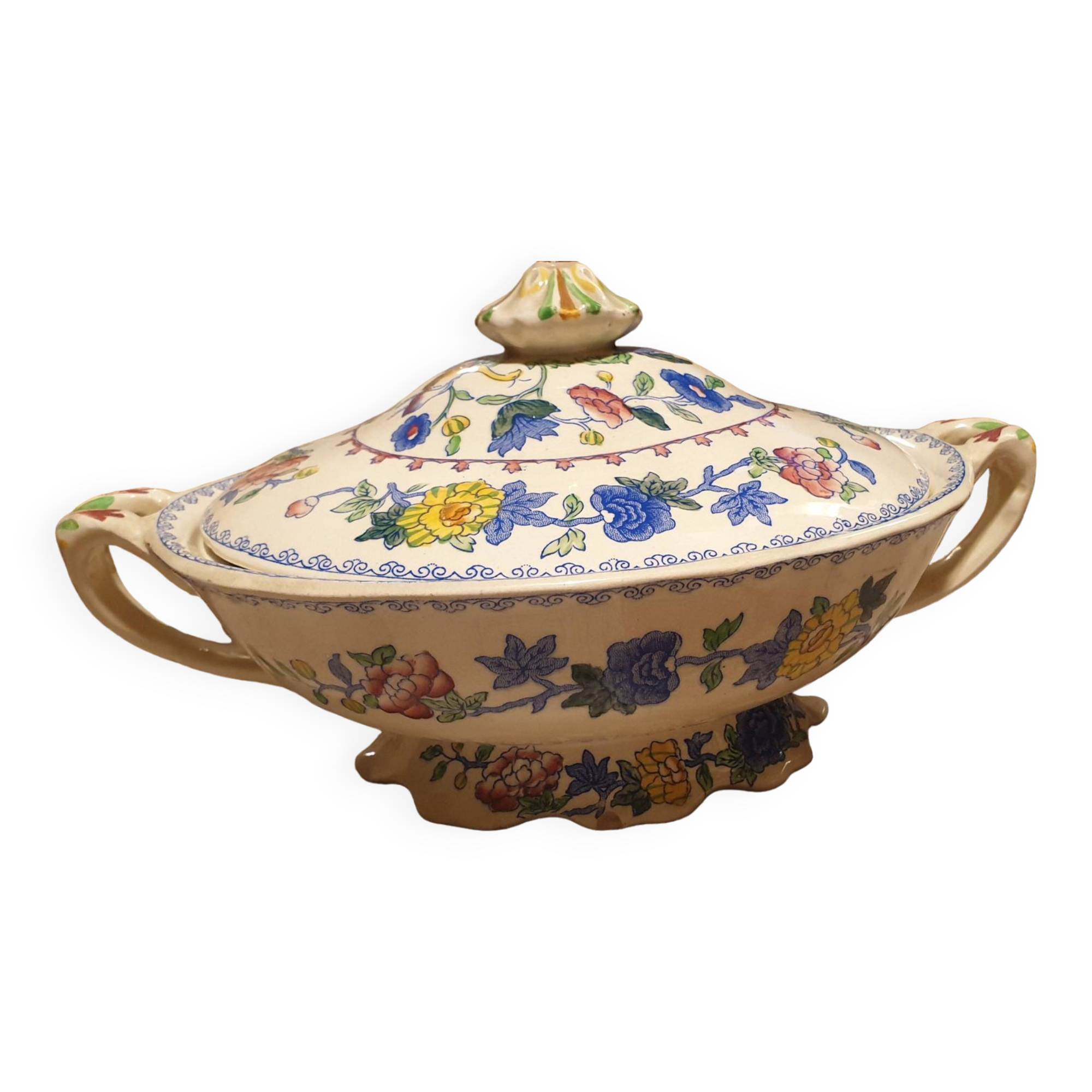 English earthenware soup tureen