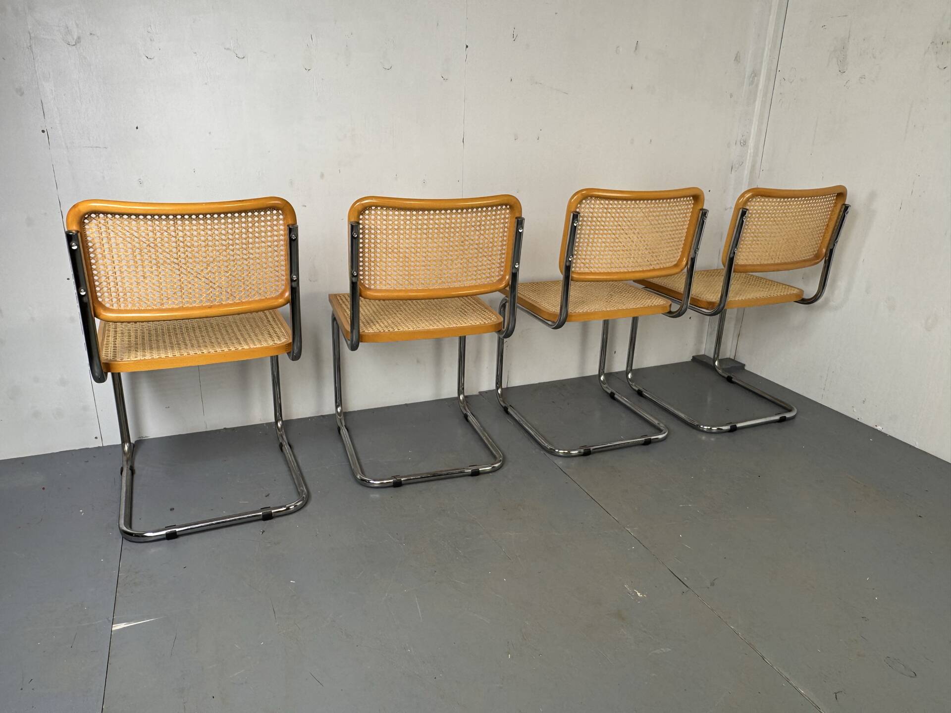 Set of 4 vintage Cesca S32 dining chairs by Marcel Breuer, 1990s