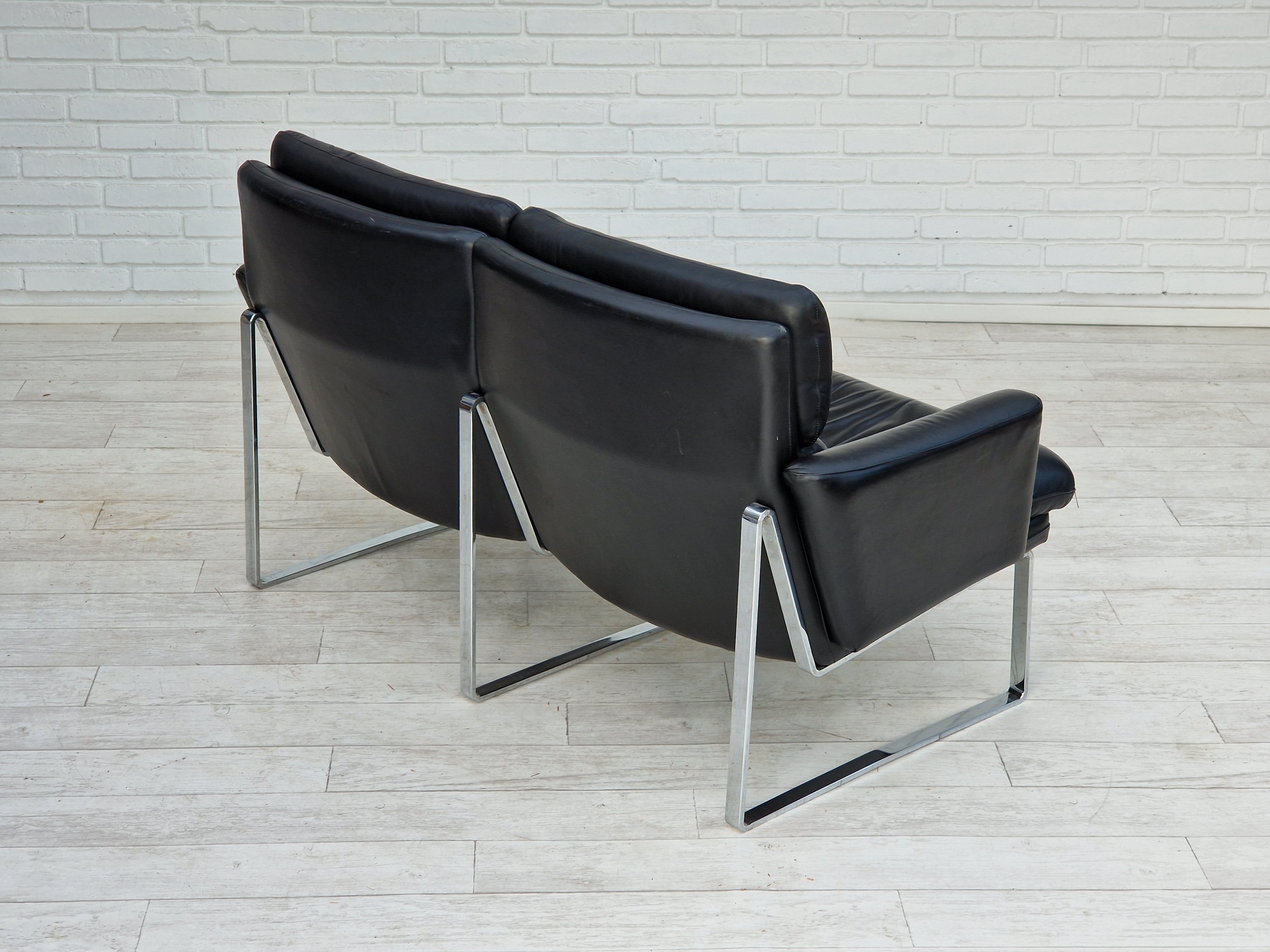 2 seater sofa, leather, chrome steel.