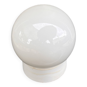 Applique sphérique blanche,