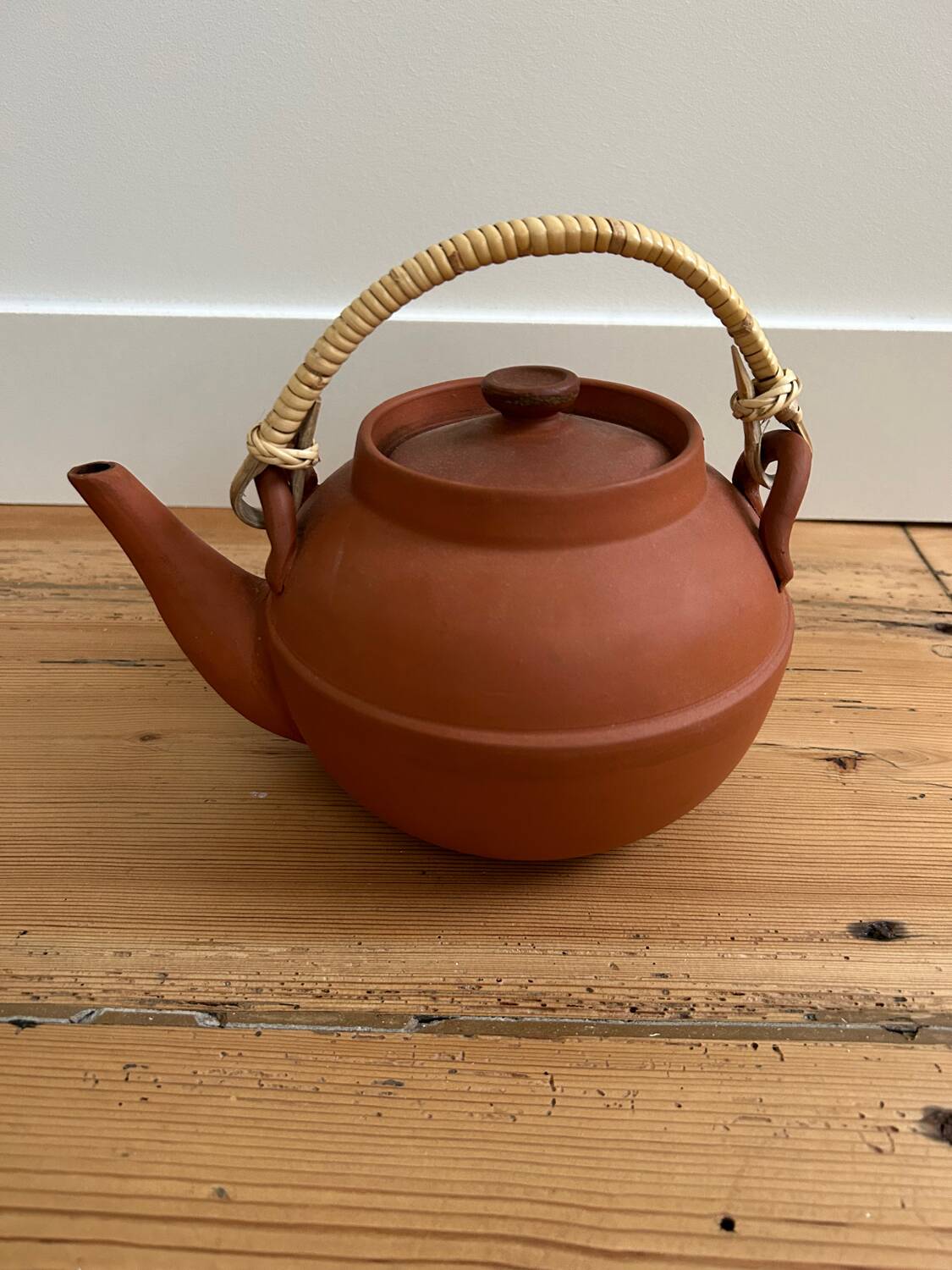 Théière en terre cuite